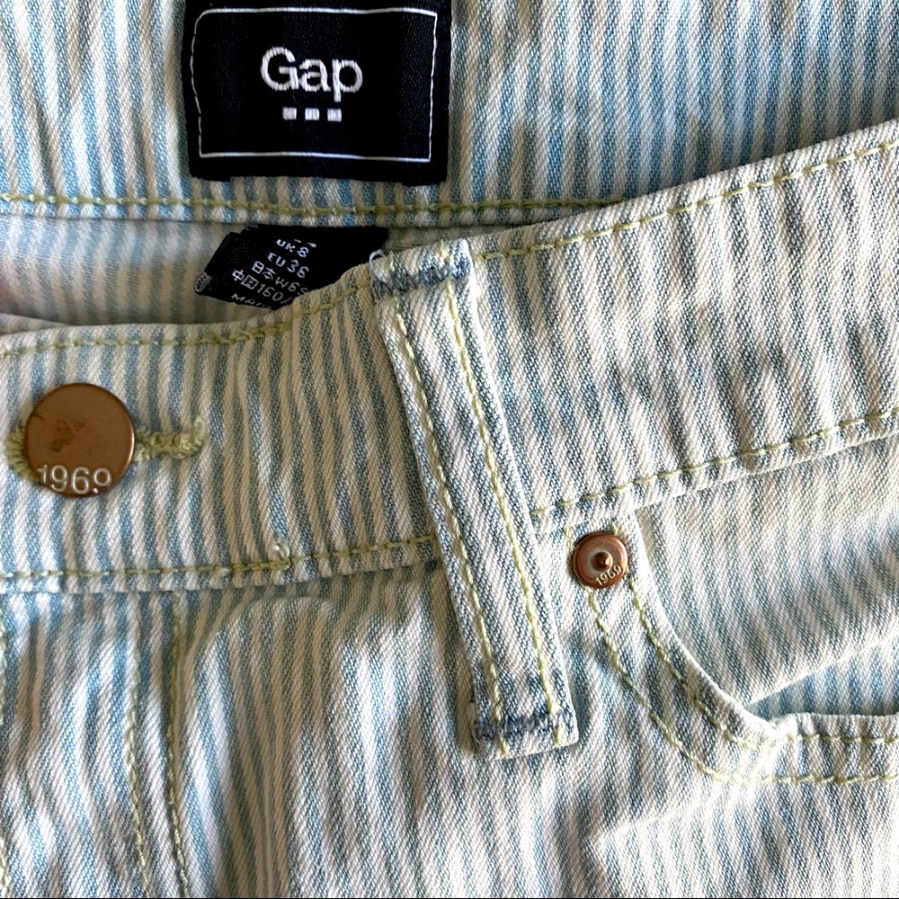*BOGO FREE* Gap Pinstriped jean  shorts
